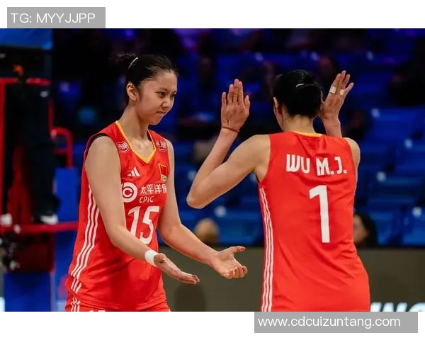 2015年女排世界日杯精彩对决中国队与本队的巅峰较量回顾